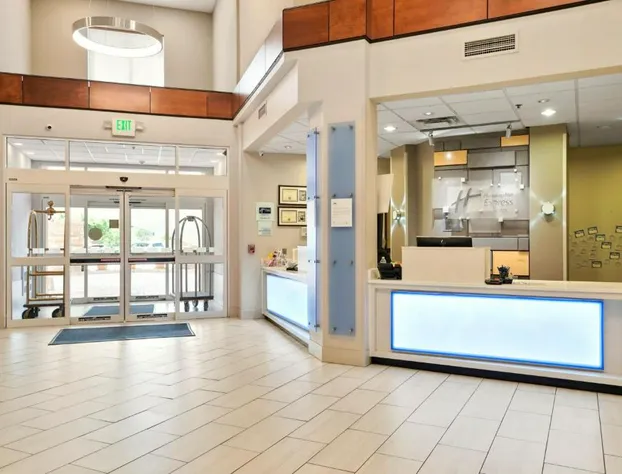 Holiday Inn Express Hotel & Suites Denver North - Thornton by IHG hotel detail image 2