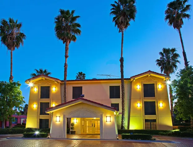 Super 8 by Wyndham San Bernardino hotel detail image 2