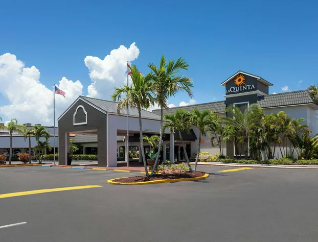 La Quinta Inn by Wyndham Cocoa Beach-Port Canaveral hotel detail image 1