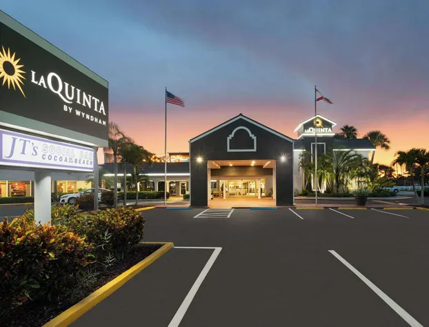 La Quinta Inn by Wyndham Cocoa Beach-Port Canaveral hotel detail image 3