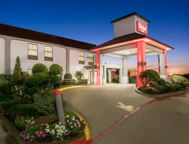 Red Roof Inn Terrell hotel detail image 4