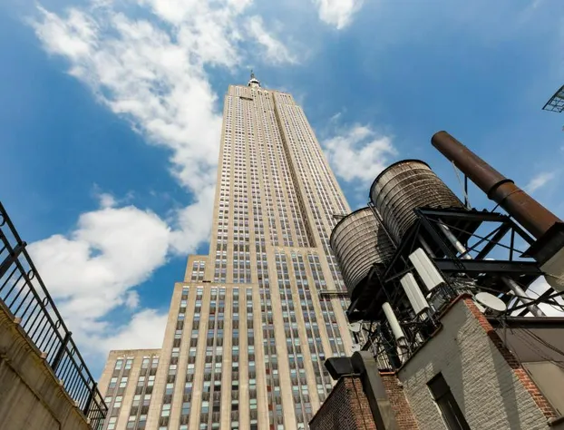 The Hotel @ Fifth Avenue hotel detail image 2