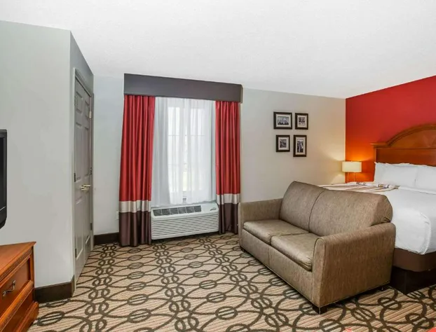 La Quinta Inn & Suites by Wyndham North Platte hotel detail image 3