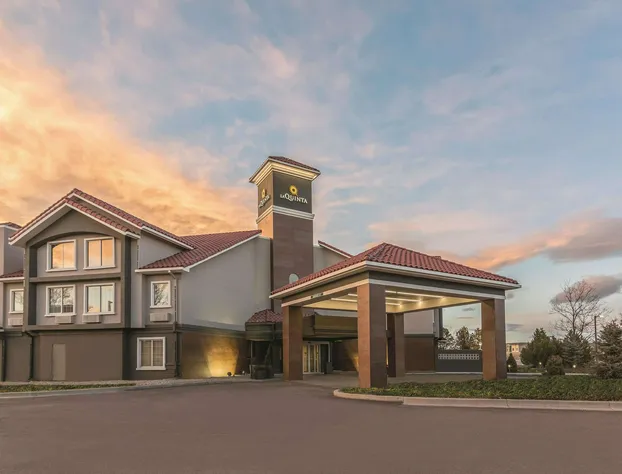 La Quinta Inn & Suites by Wyndham Denver Tech Center hotel detail image 1