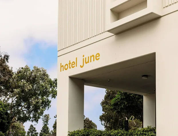 Hotel June West L.A., a Member of Design Hotels hotel detail image 3