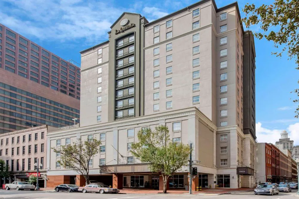 La Quinta Inn & Suites by Wyndham New Orleans Downtown hotel hero