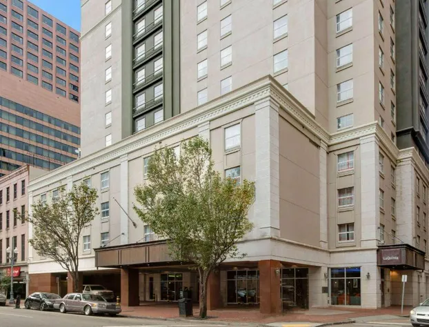 La Quinta Inn & Suites by Wyndham New Orleans Downtown hotel detail image 2