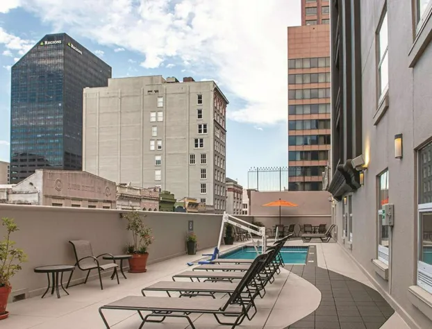 La Quinta Inn & Suites by Wyndham New Orleans Downtown hotel detail image 1