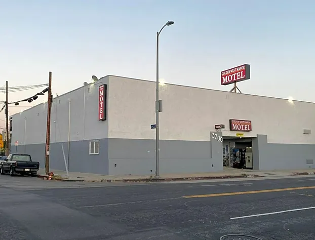 Golden West Manor Motel hotel detail image 2