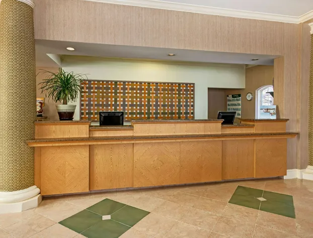 La Quinta Inn & Suites by Wyndham Albuquerque West hotel detail image 3