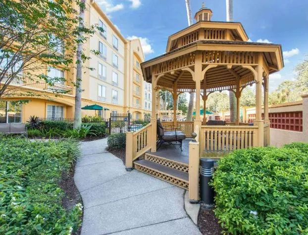 La Quinta Inn & Suites by Wyndham Tampa Brandon Regency Park hotel detail image 4