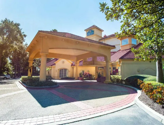 La Quinta Inn & Suites by Wyndham Tampa Brandon Regency Park hotel detail image 3