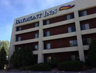 Baymont by Wyndham Davenport hotel detail image 1