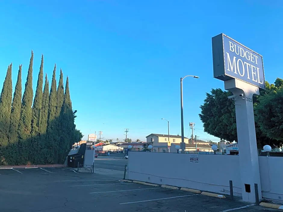 Budget Motel hotel hero