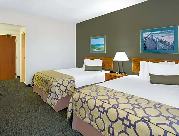 Baymont by Wyndham Janesville hotel detail image 2