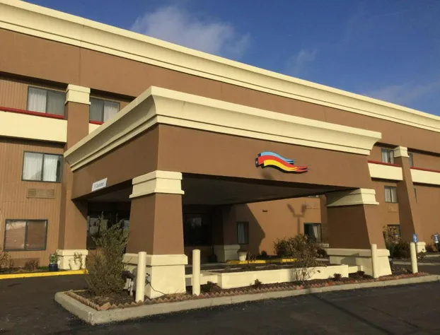 Baymont by Wyndham Detroit/Roseville hotel detail image 1