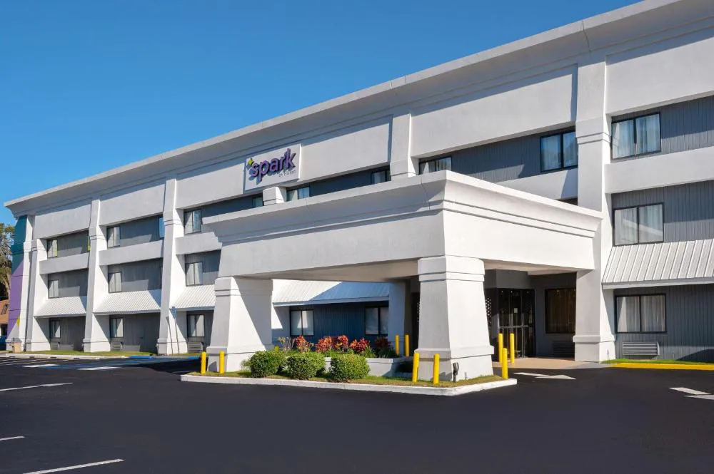 Spark by Hilton Savannah Midtown hotel hero