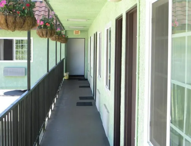 Eagle Rock Motel hotel detail image 3