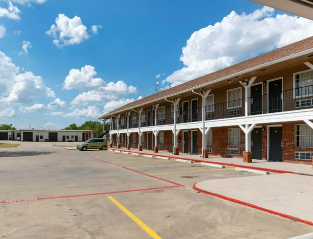 Countryside Inn hotel detail image 1