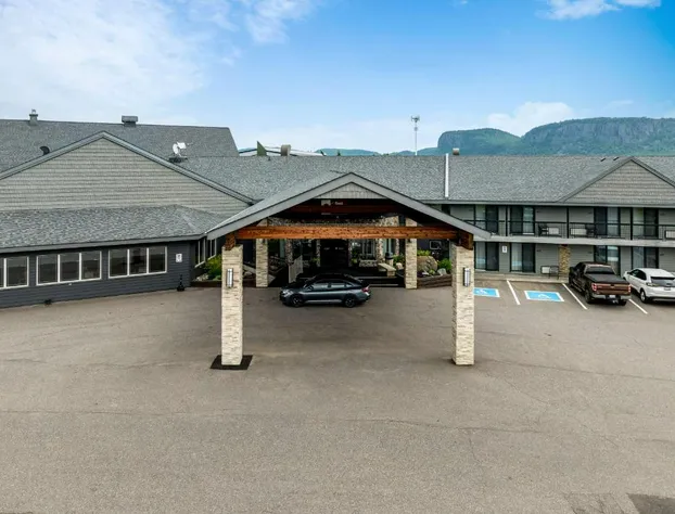 Best Western Plus Nor'wester Hotel & Conference Centre hotel detail image 2