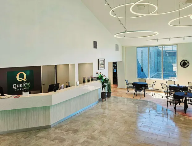 Quality Inn & Suites Gatineau hotel detail image 2