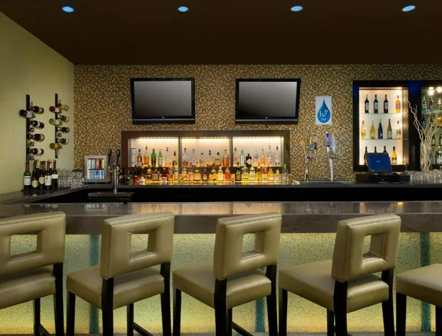 DoubleTree by Hilton Hotel Chattanooga Downtown hotel detail image 2