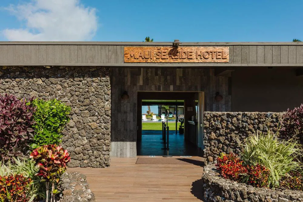 Maui Seaside Hotel hotel hero