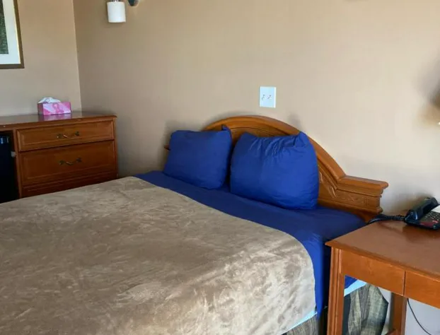 Taber Motel hotel detail image 4