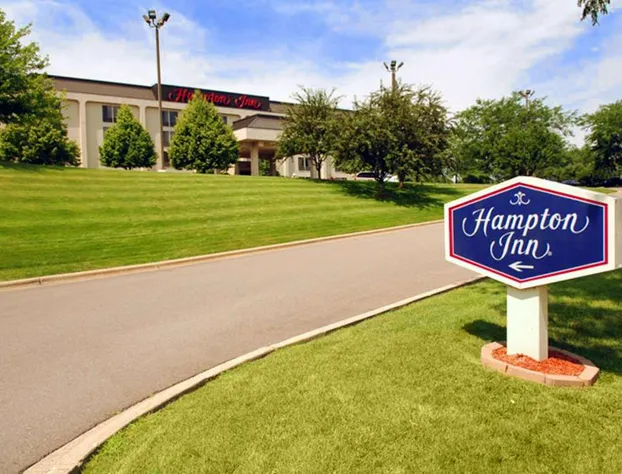 Hampton Inn Madison East Towne Mall Area hotel detail image 1