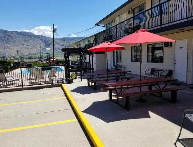 Osoyoos Lakeview Inn & Suites hotel detail image 1