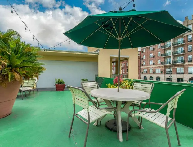 Quality Inn Savannah Historic District hotel detail image 1