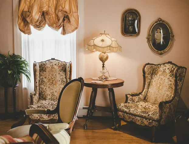 The Mariner King Inn hotel detail image 2