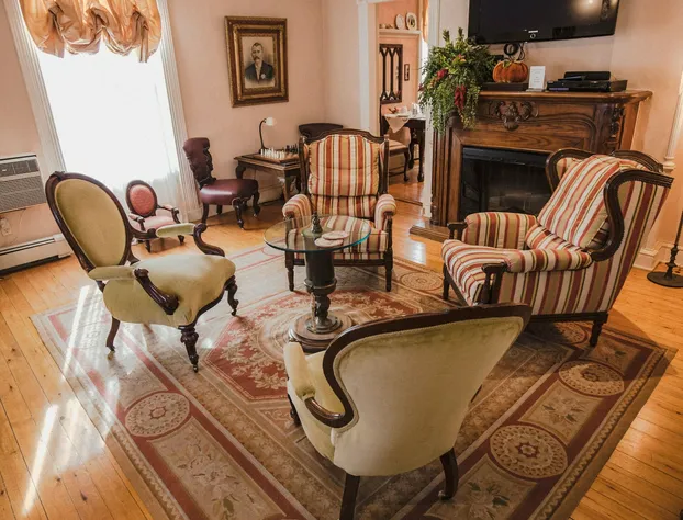 The Mariner King Inn hotel detail image 4