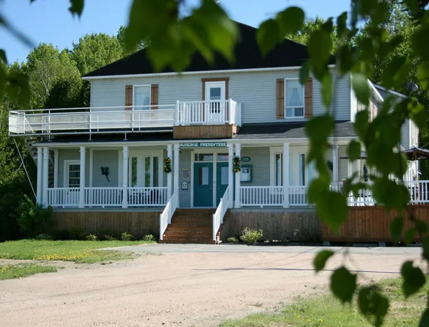 Auberge Presbytere Mont Lac-Vert hotel detail image 2