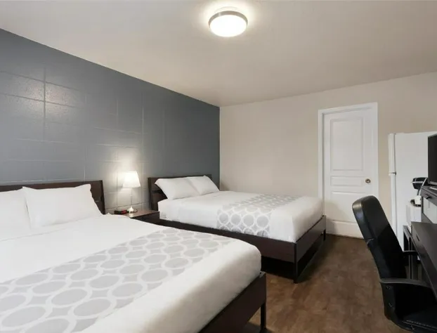 Howard Johnson by Wyndham Grande Prairie hotel detail image 4