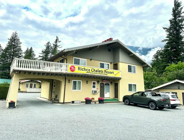 Richca Chalets Resort hotel detail image 2