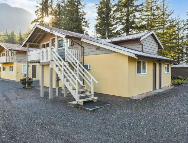 Richca Chalets Resort hotel detail image 2