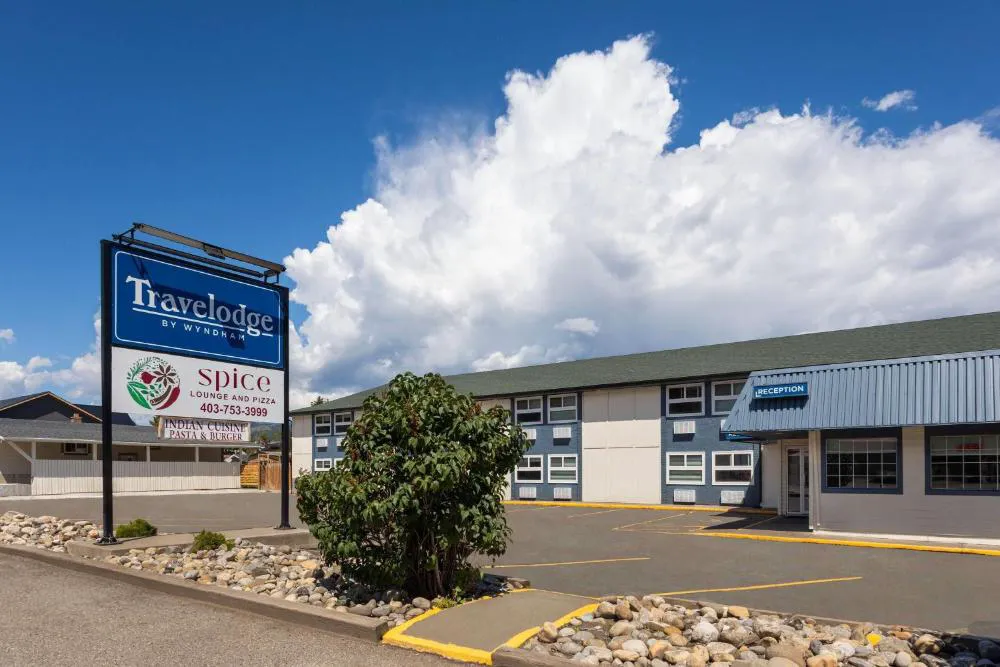 Travelodge by Wyndham Blairmore hotel hero