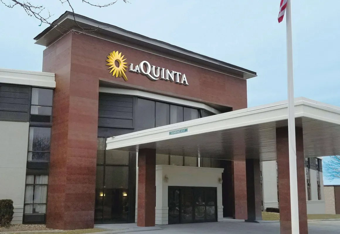La Quinta Inn & Suites by Wyndham Boston-Andover hotel hero