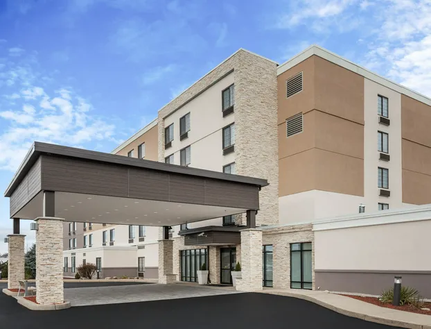 Holiday Inn Express Hotel & Suites Providence-Woonsocket by IHG hotel detail image 2