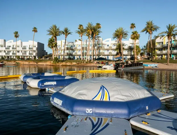 The Nautical Beachfront Resort hotel detail image 4