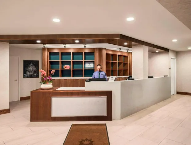 Four Points by Sheraton Anaheim hotel detail image 3