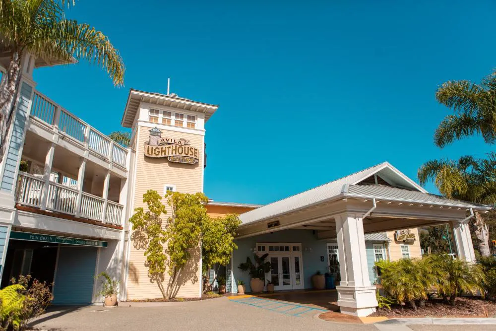 Avila Lighthouse Suites hotel hero
