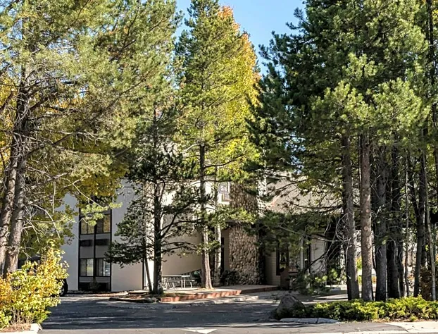 The Inn at Truckee hotel detail image 3