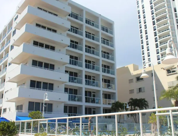 Best Western Plus Atlantic Beach Resort hotel detail image 4