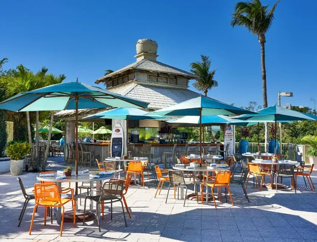 Naples Grande Beach Resort hotel detail image 2