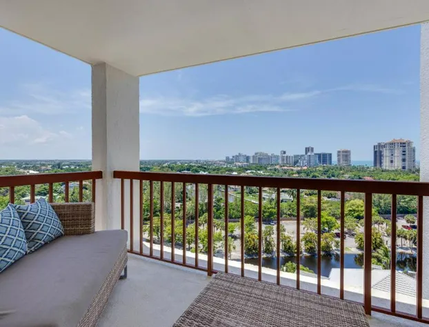 Naples Grande Beach Resort hotel detail image 3