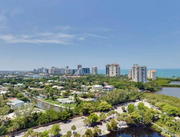 Naples Grande Beach Resort hotel detail image 2