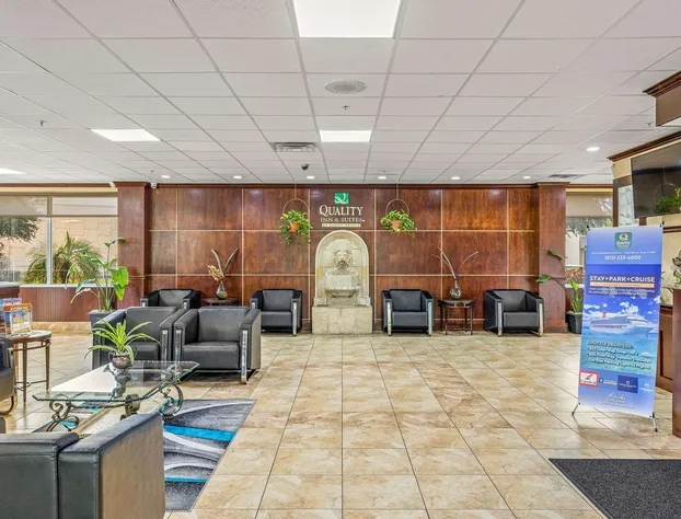 Quality Inn & Suites Tampa-Ybor City hotel detail image 4