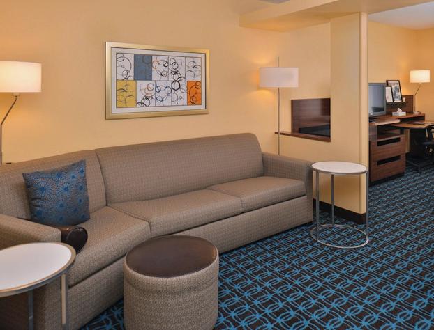 Fairfield Inn & Suites by Marriott Louisville North hotel detail image 3
